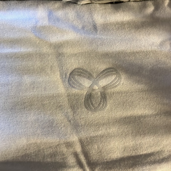 TNA Leggings - Picture 2 of 3